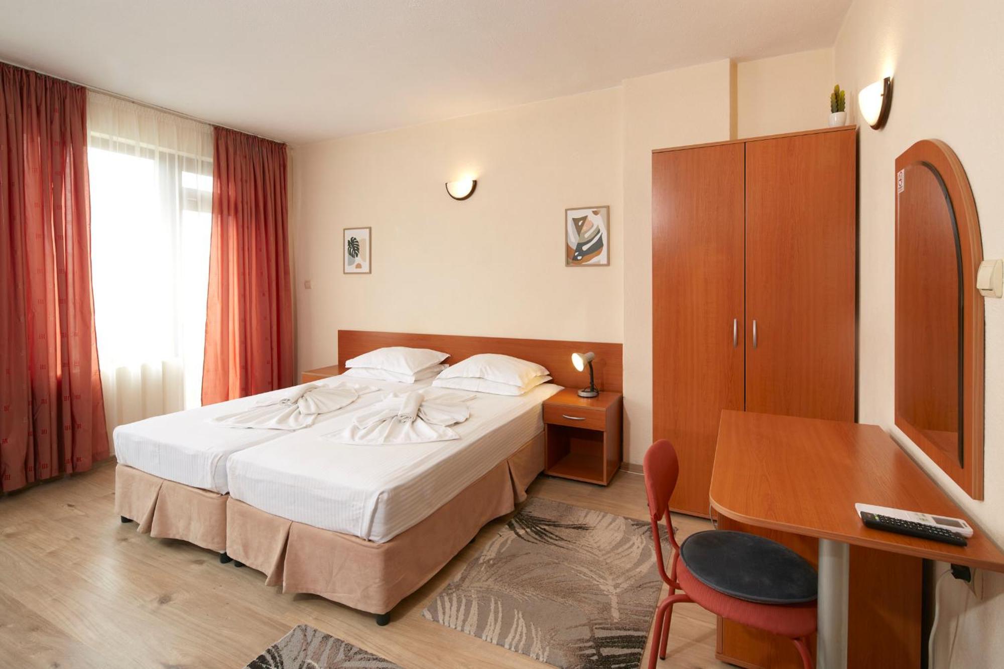 Nirvana Guest House Nesebar Esterno foto
