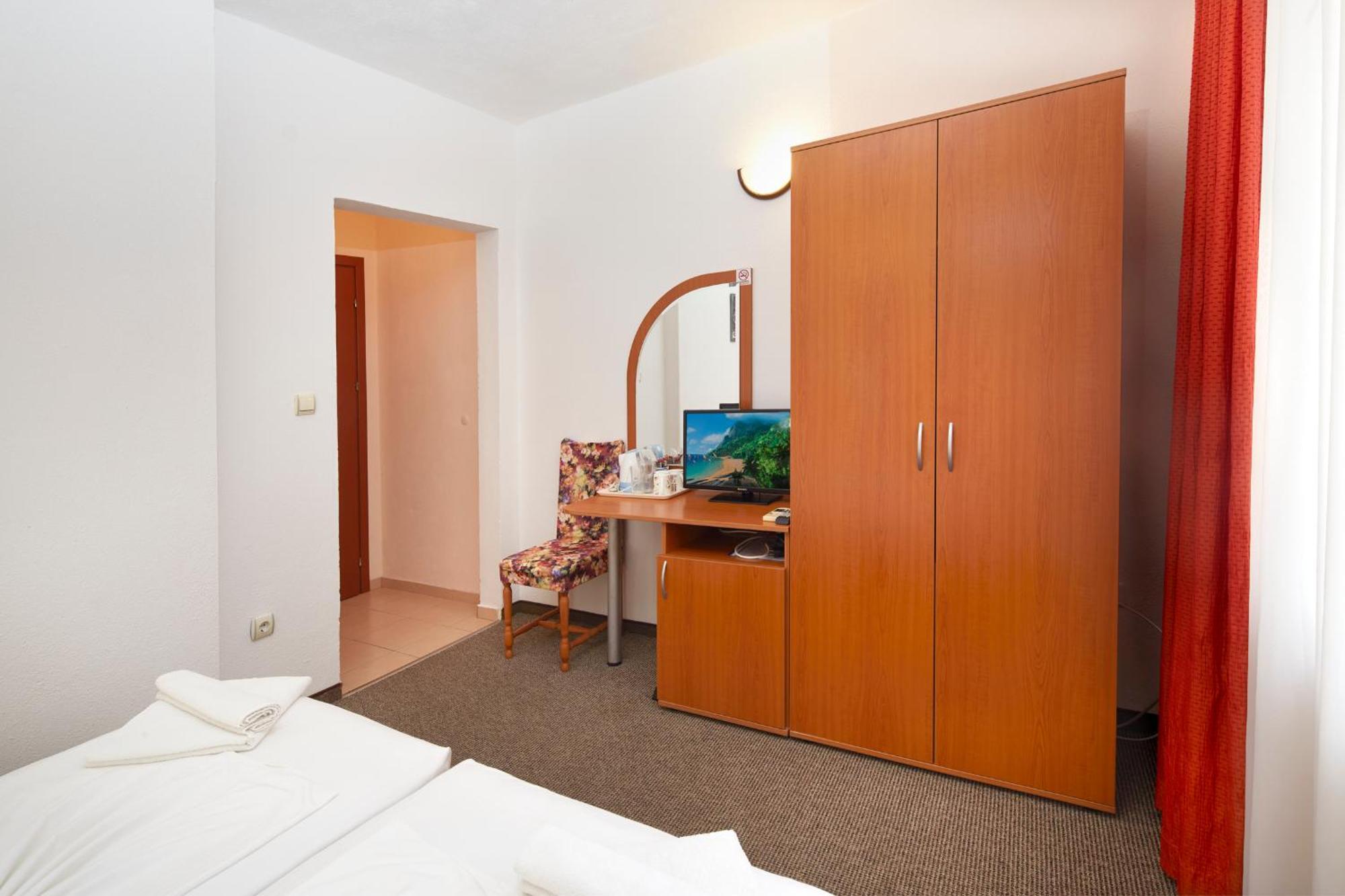 Nirvana Guest House Nesebar Esterno foto
