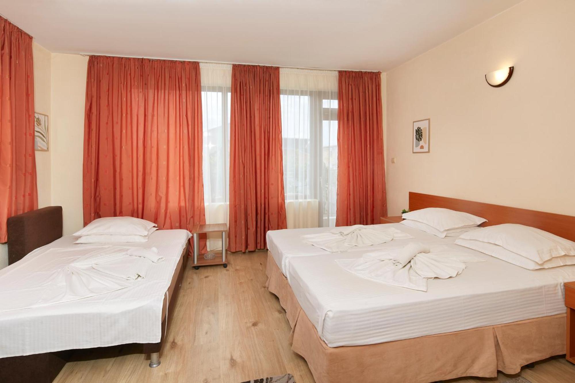 Nirvana Guest House Nesebar Esterno foto