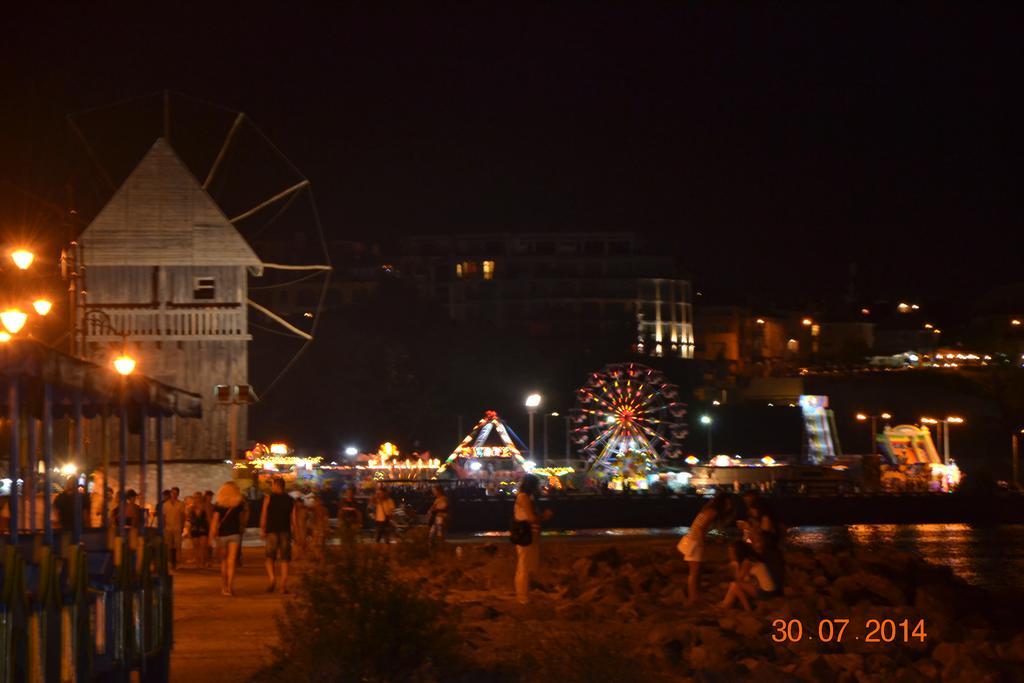 Nirvana Guest House Nesebar Esterno foto