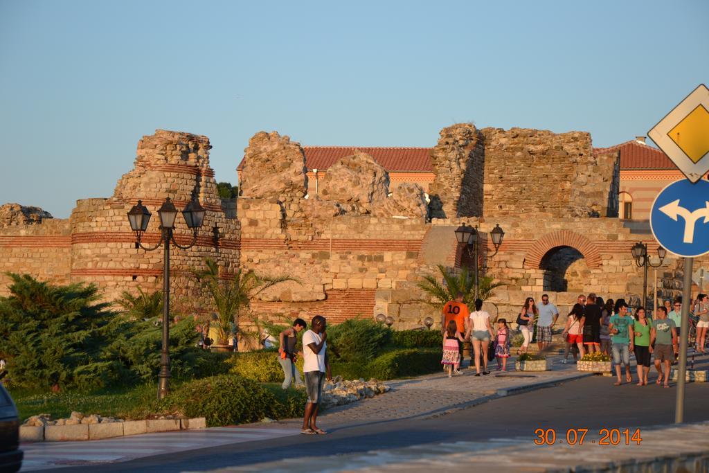 Nirvana Guest House Nesebar Esterno foto