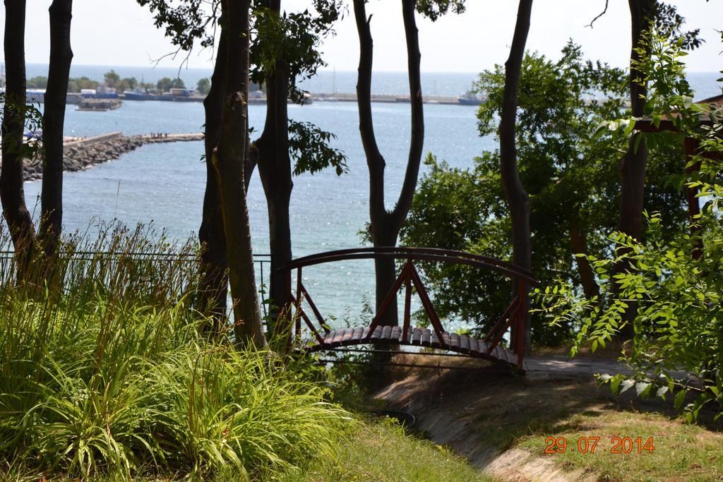 Nirvana Guest House Nesebar Esterno foto