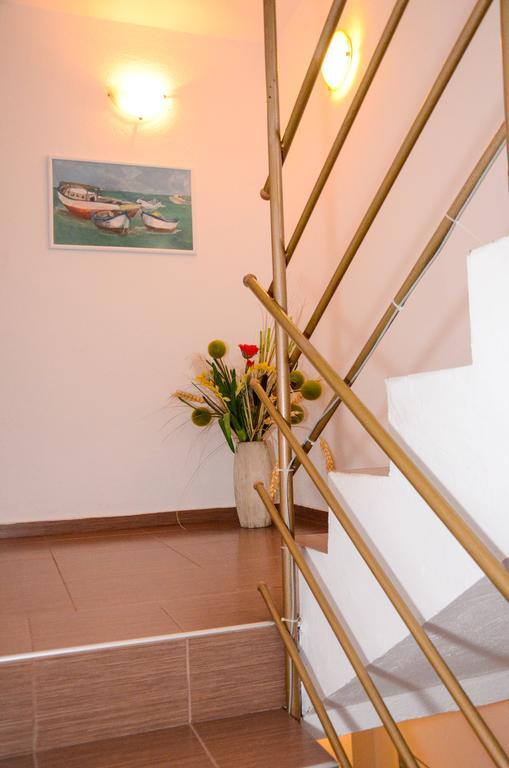 Nirvana Guest House Nesebar Esterno foto