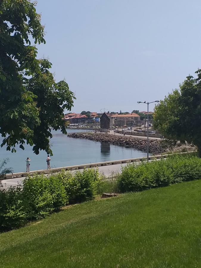 Nirvana Guest House Nesebar Esterno foto
